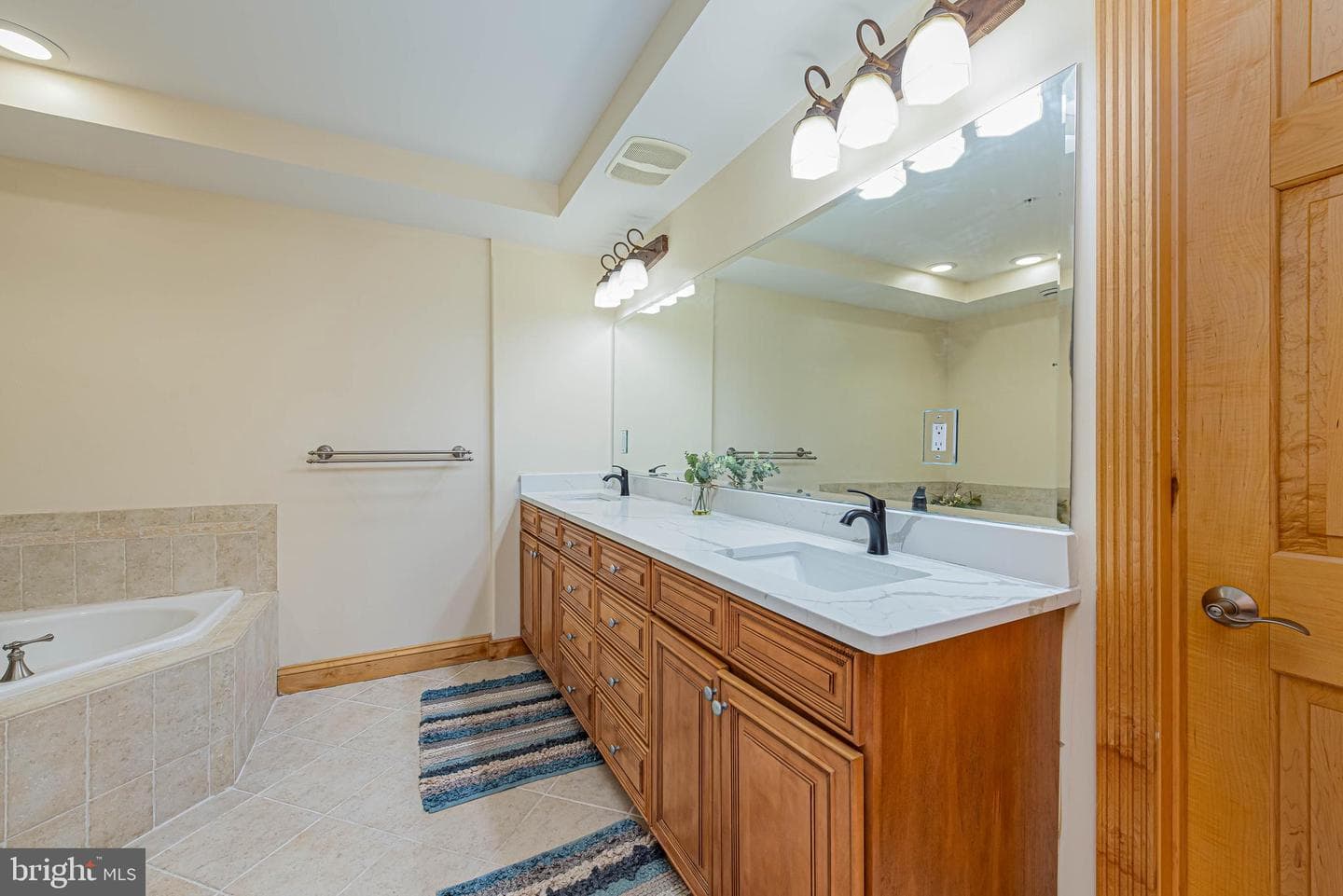 6301 Atlantic Avenue #403 photo 31