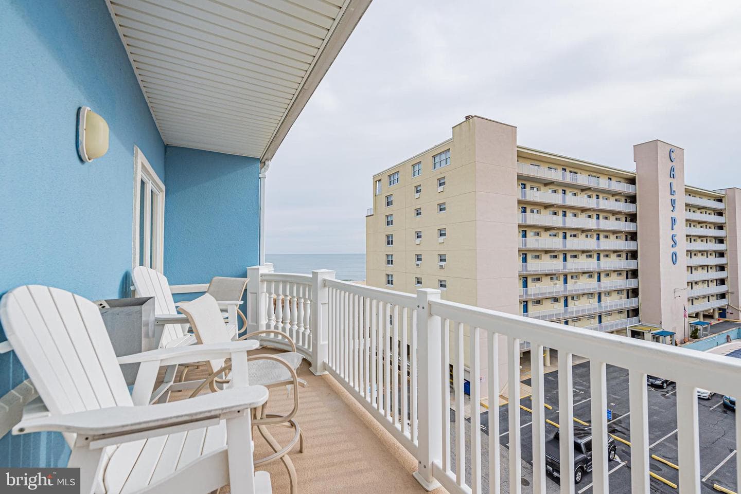 6301 Atlantic Avenue #403 photo 4