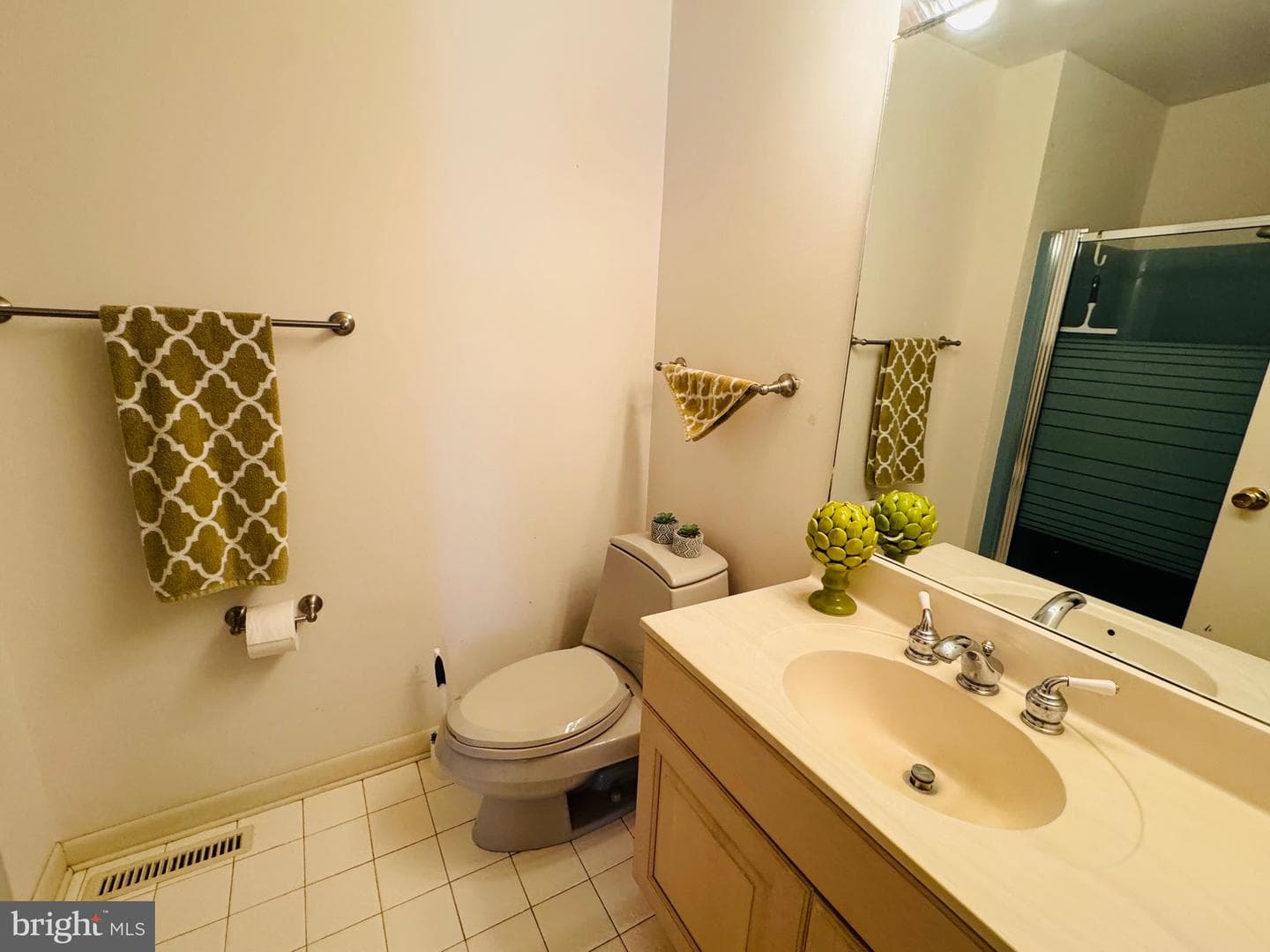 8906 Rusty Anchor Road #8 photo 15