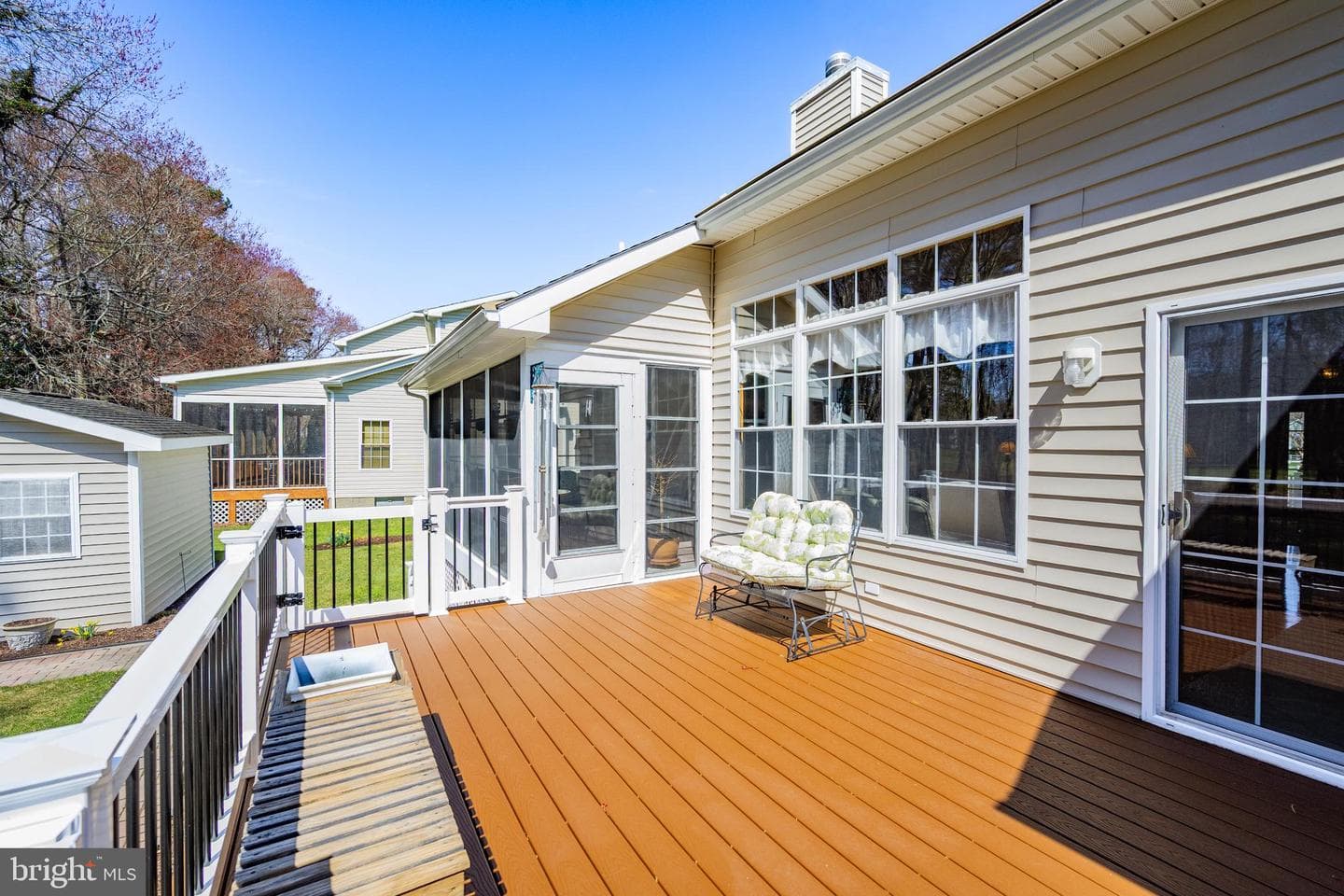 6 Greens Court photo 56