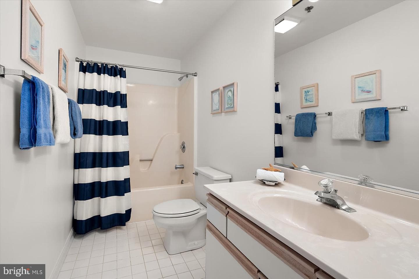 201 S Heron Drive #8a photo 28