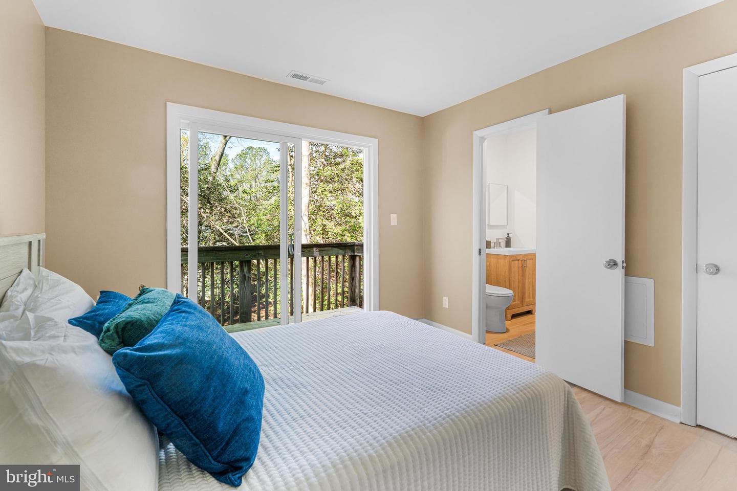 26 Castle Drive photo 30