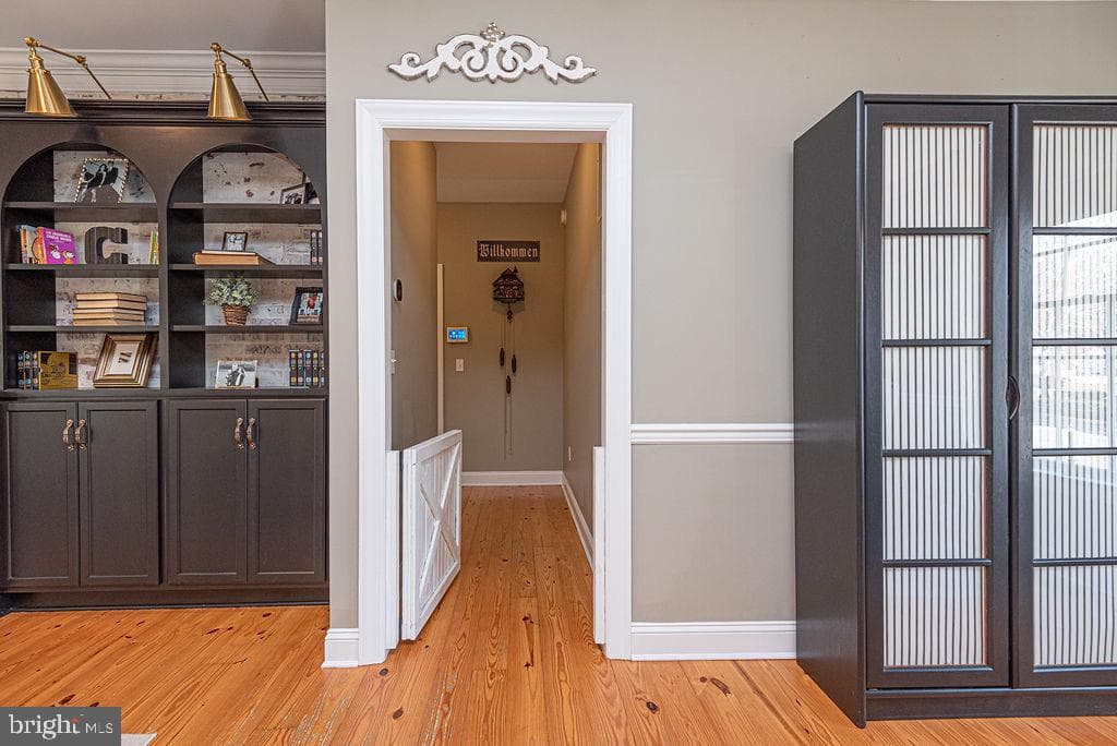 1613 Mercers Way photo 20