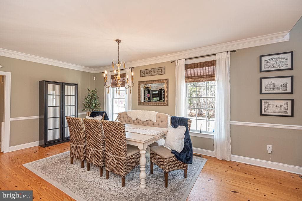 1613 Mercers Way photo 8