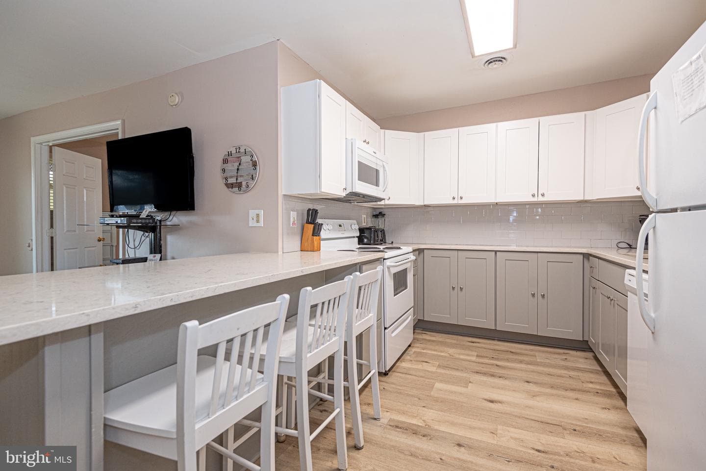14409 Lighthouse Avenue #4 photo 5