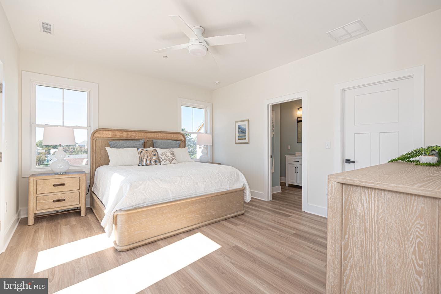 9105 Coastal Highway photo 57
