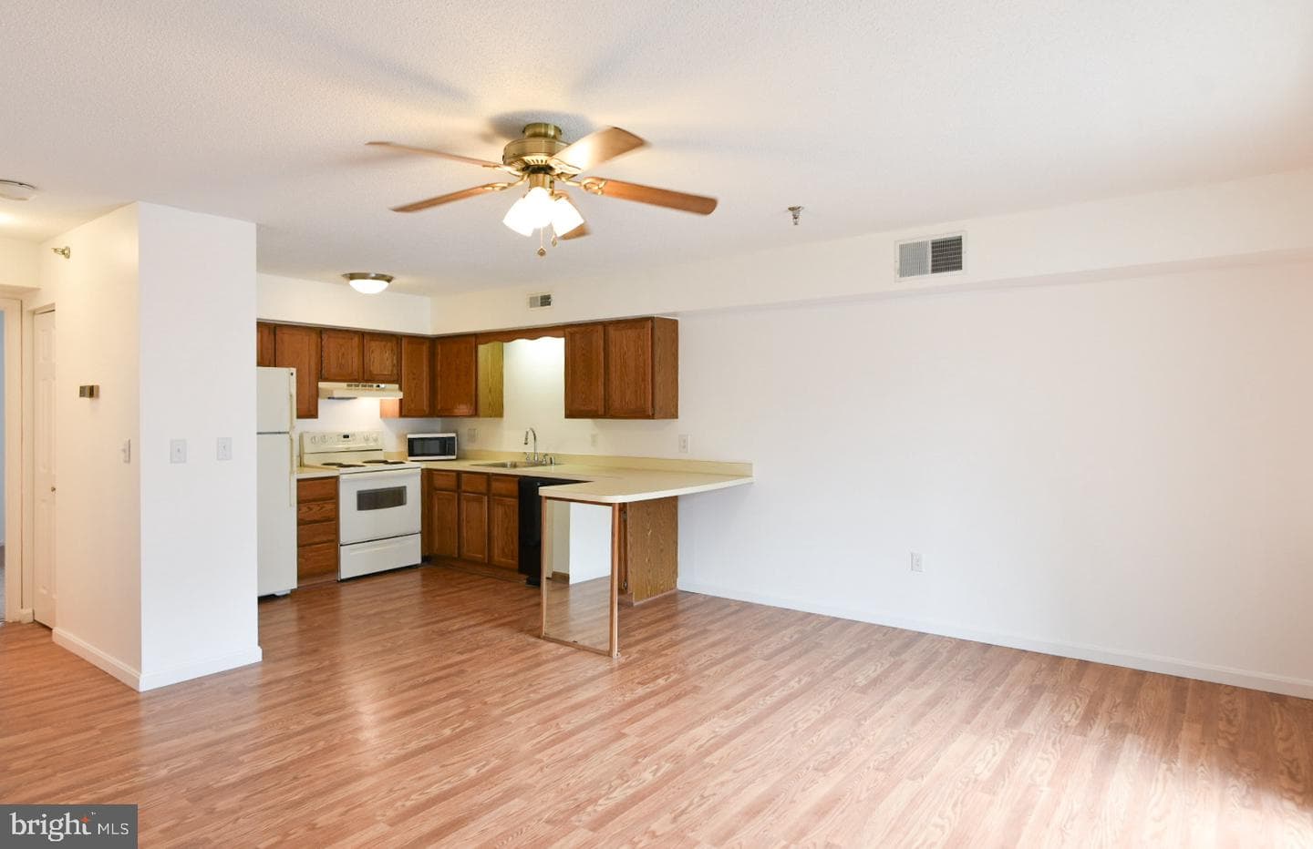 14300 Jarvis Avenue #a202 photo 18
