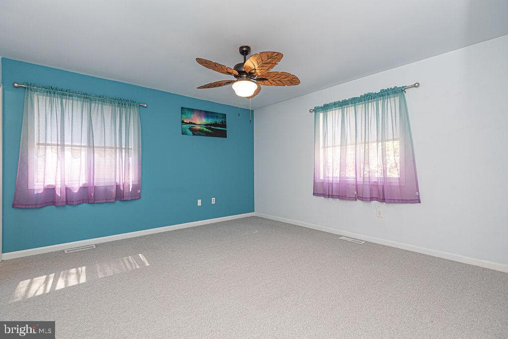 139 Camelot Circle photo 29