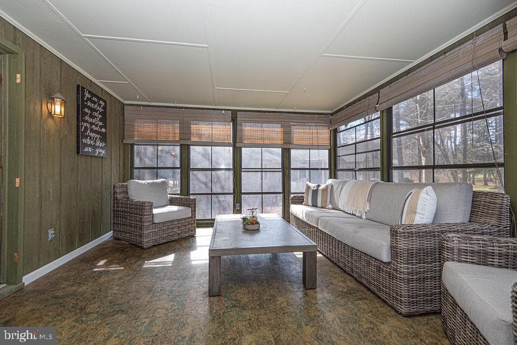 566 Ocean Parkway photo 25