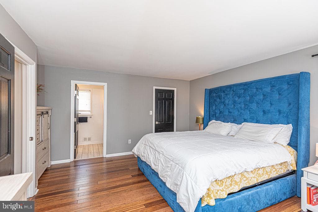 566 Ocean Parkway photo 37
