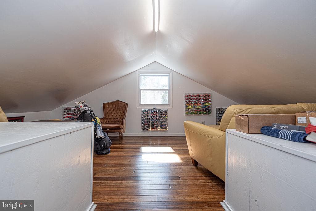 566 Ocean Parkway photo 47