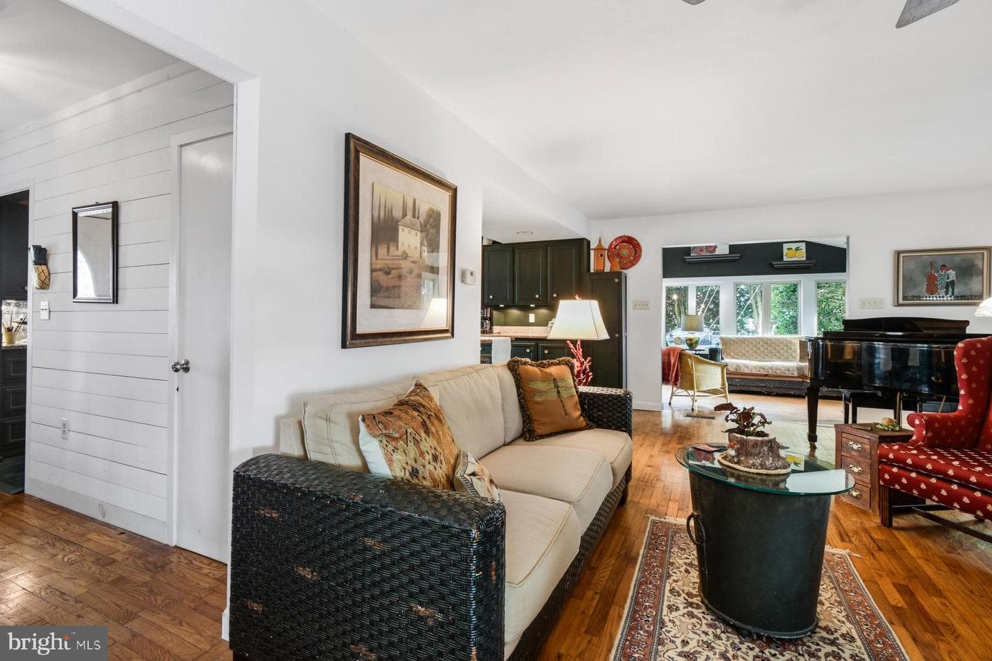 103 Buckingham Road photo 24