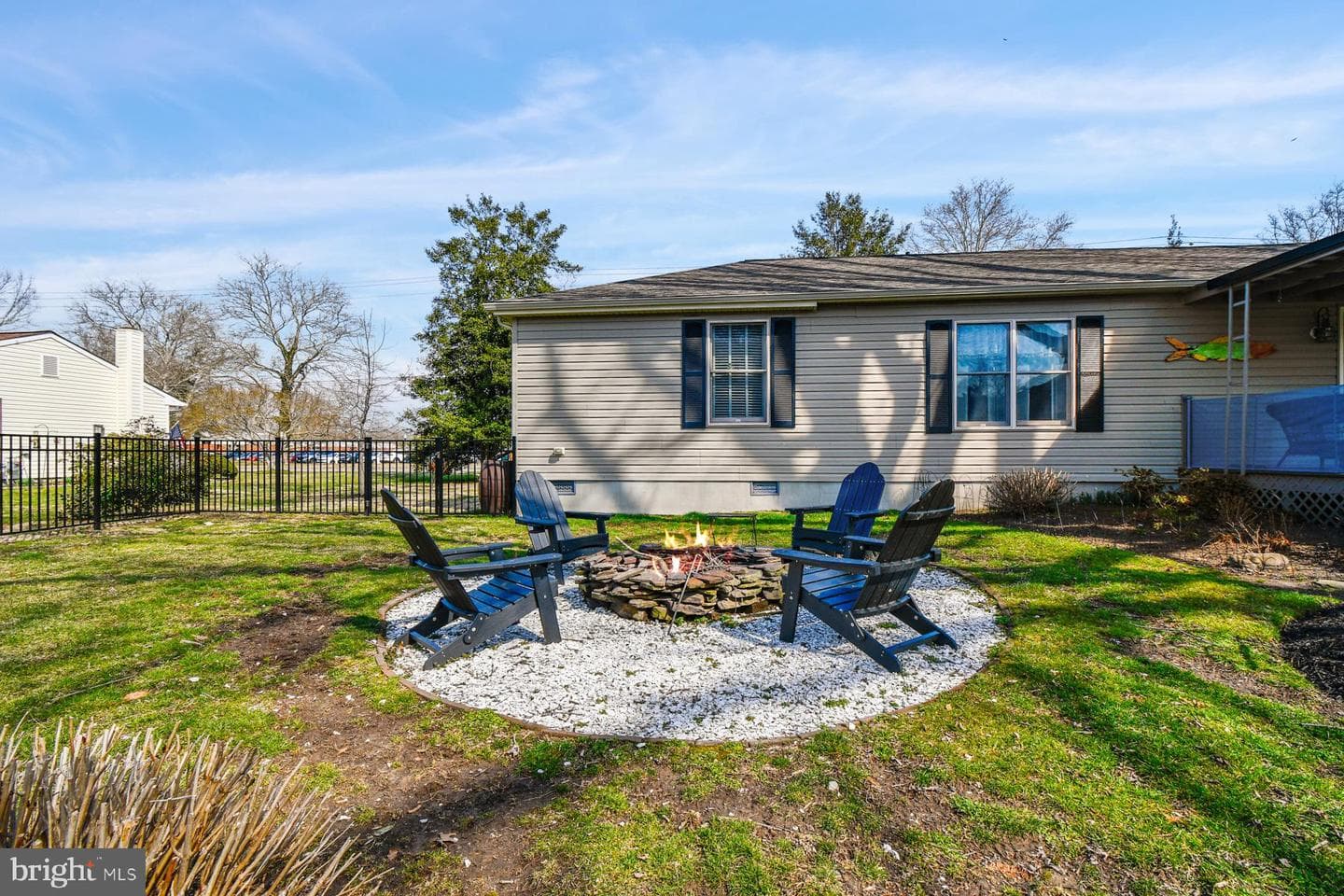 103 Buckingham Road photo 59