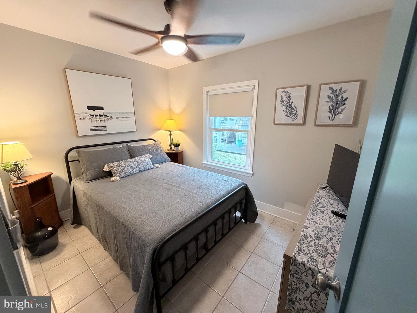 1407 N Saint Louis Avenue #1 photo 20