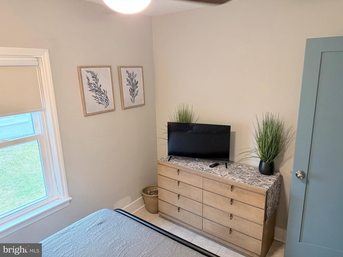 1407 N Saint Louis Avenue #1 photo 22