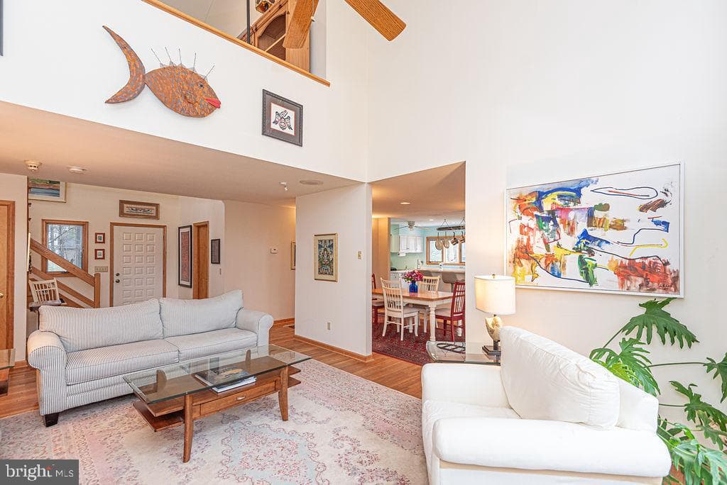 562 Ocean Parkway photo 12
