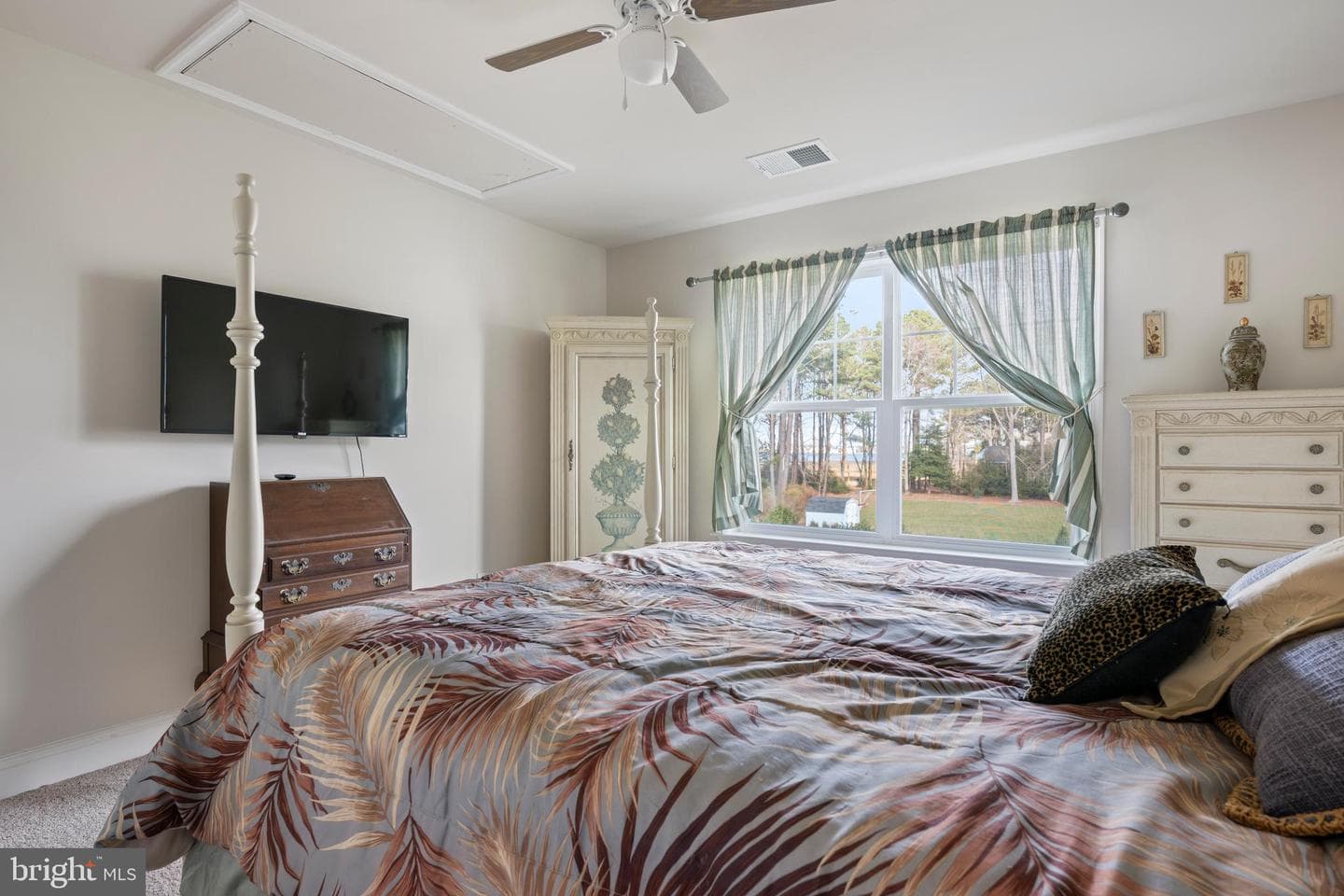 403 Bluewater Court photo 33
