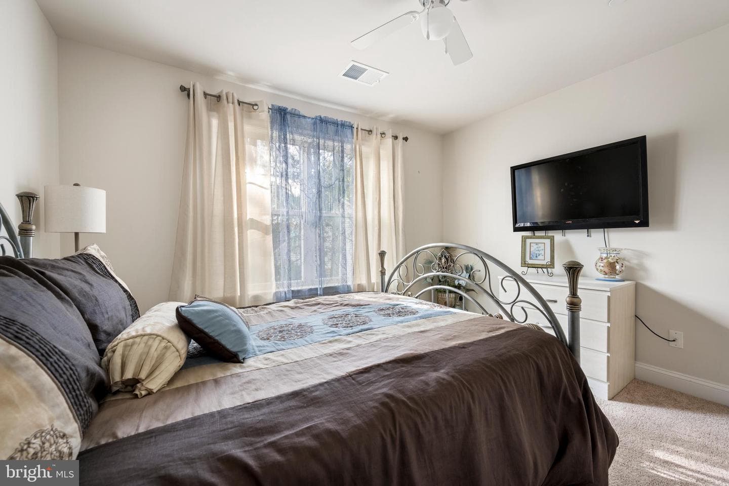 403 Bluewater Court photo 36