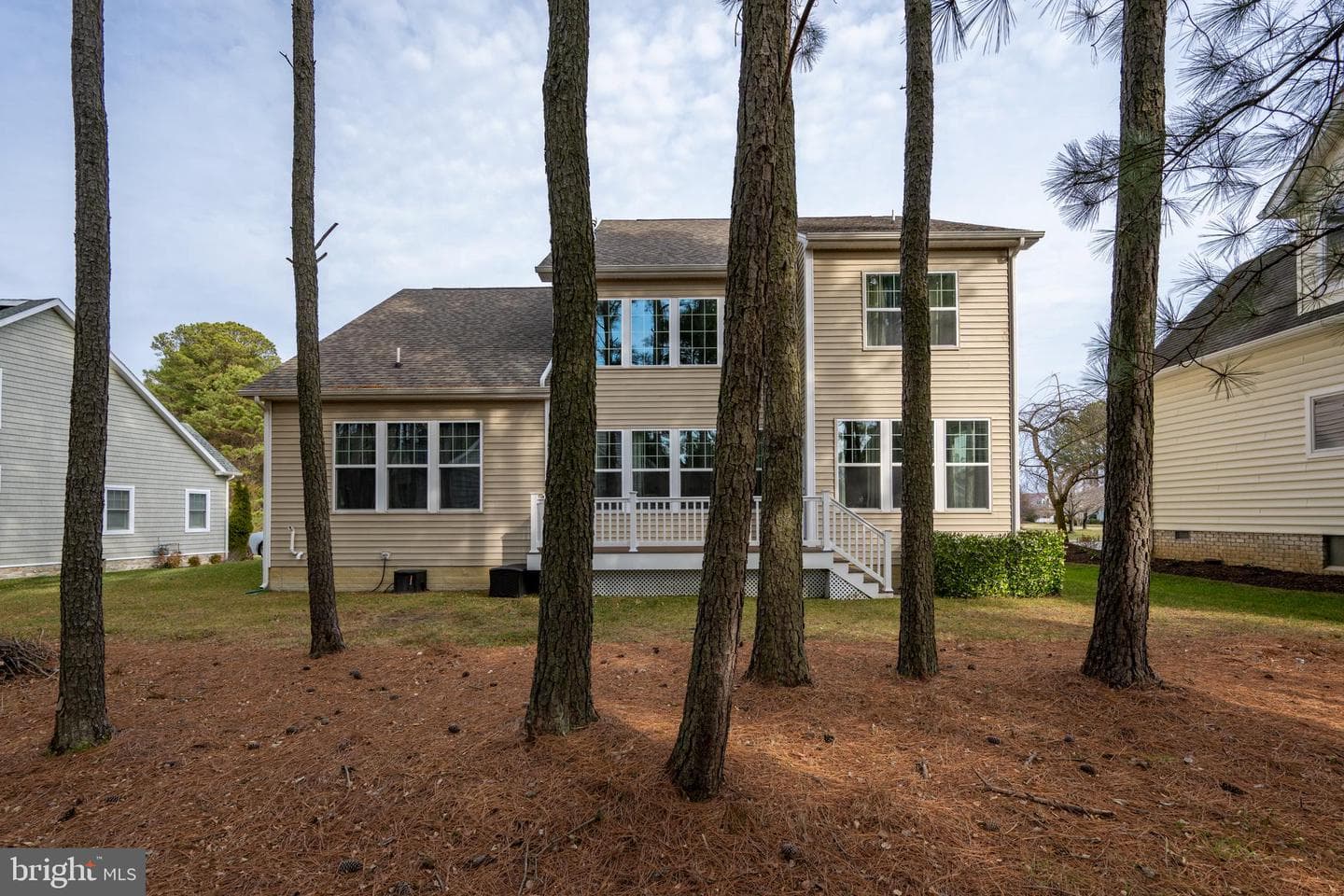 403 Bluewater Court photo 5