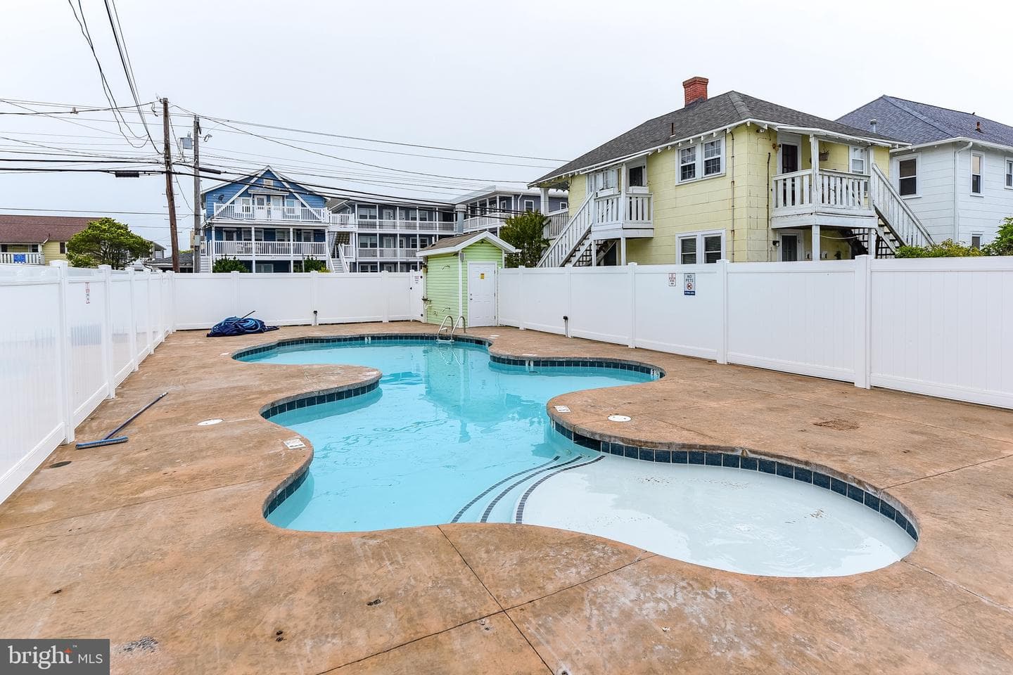 409 Saint Louis Avenue #55 photo 2