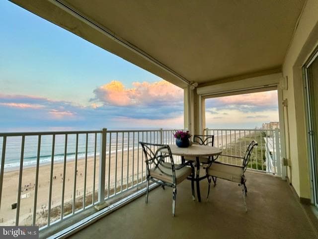 6201 Atlantic Avenue #806 photo 4