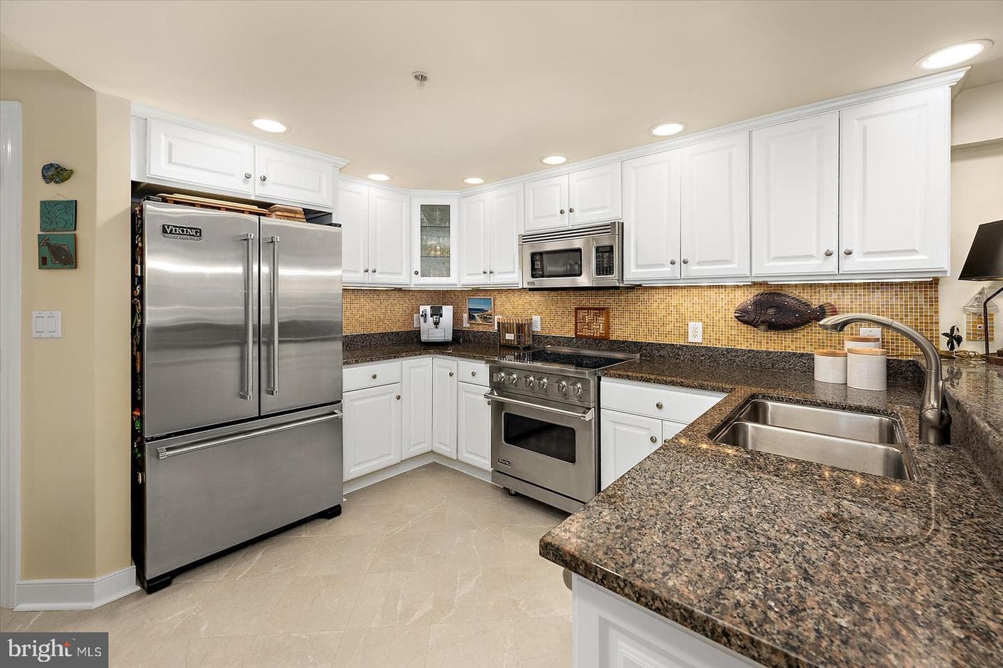 5901 Atlantic Avenue #404 photo 10