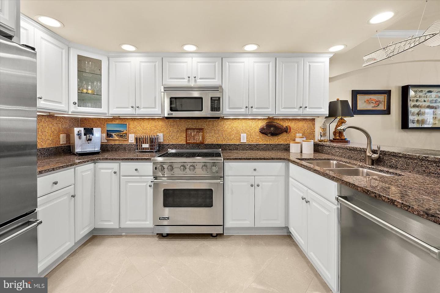 5901 Atlantic Avenue #404 photo 9