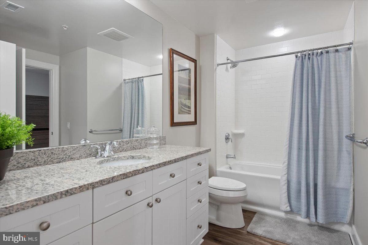 2 48th Street #1602 photo 24