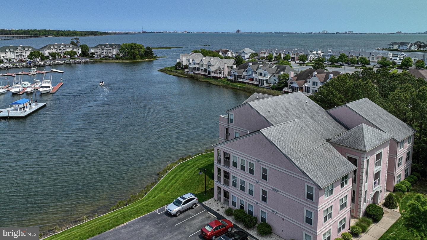 7710 Yacht Club Drive #314 photo 2