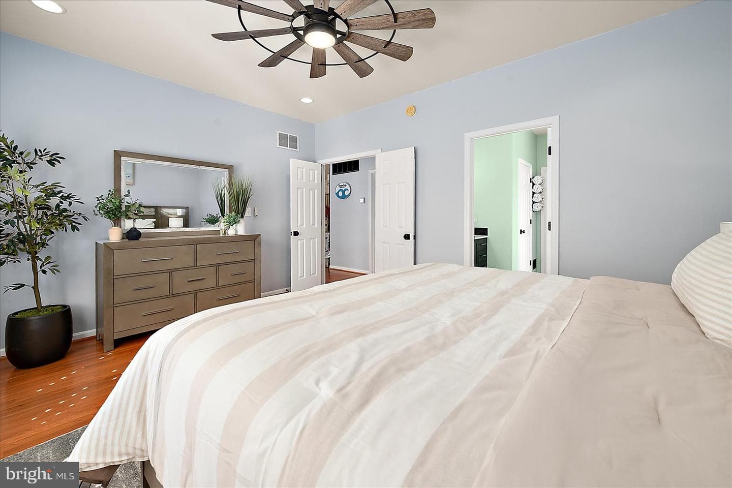 13905 Lighthouse Avenue photo 23