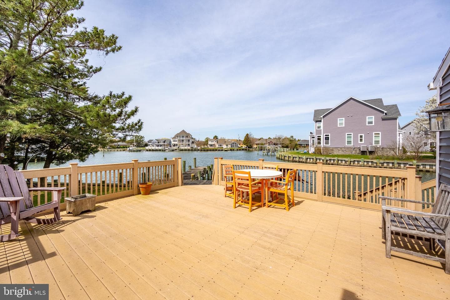 216 Kingfish Road photo 32
