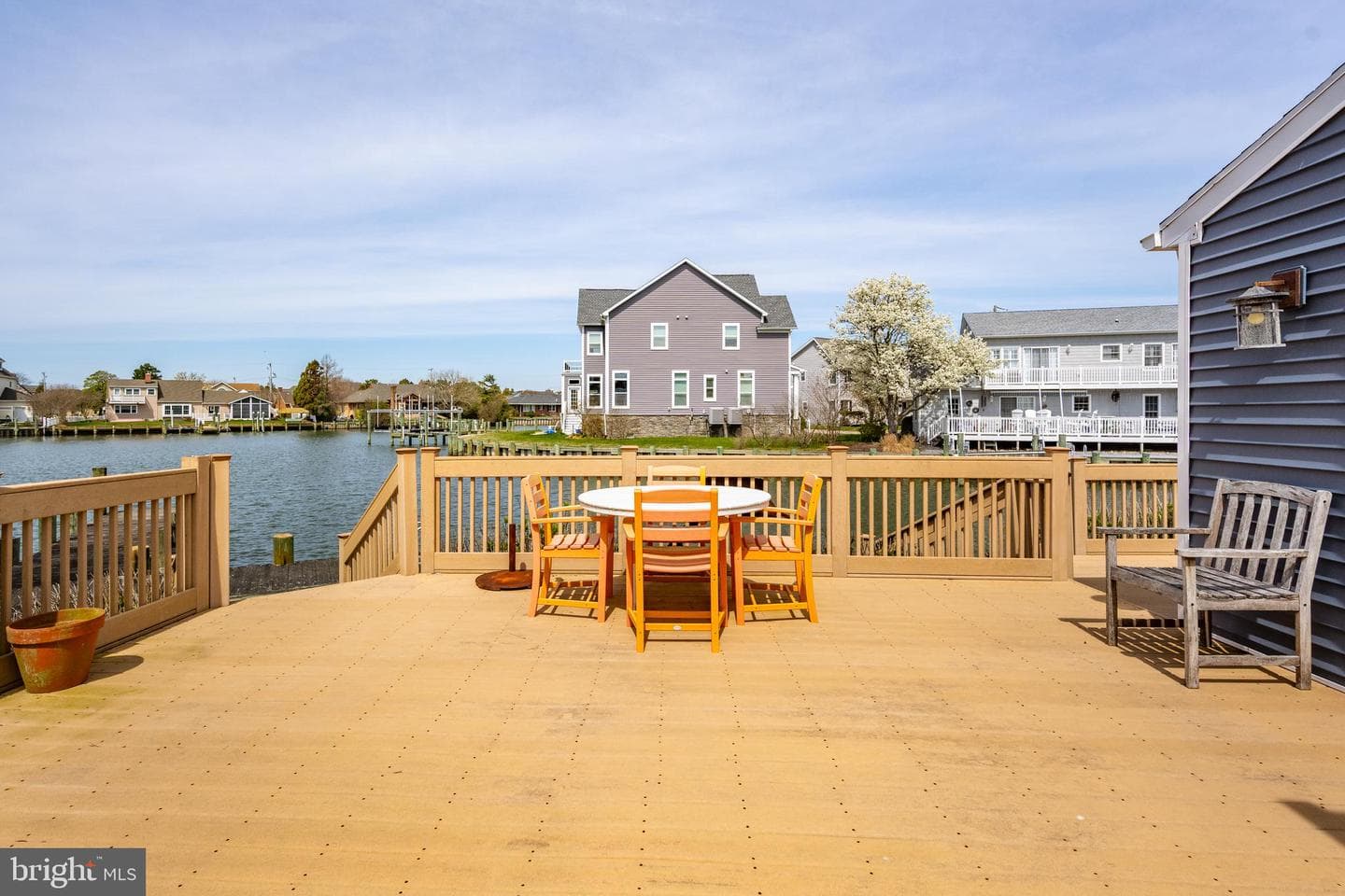 216 Kingfish Road photo 35