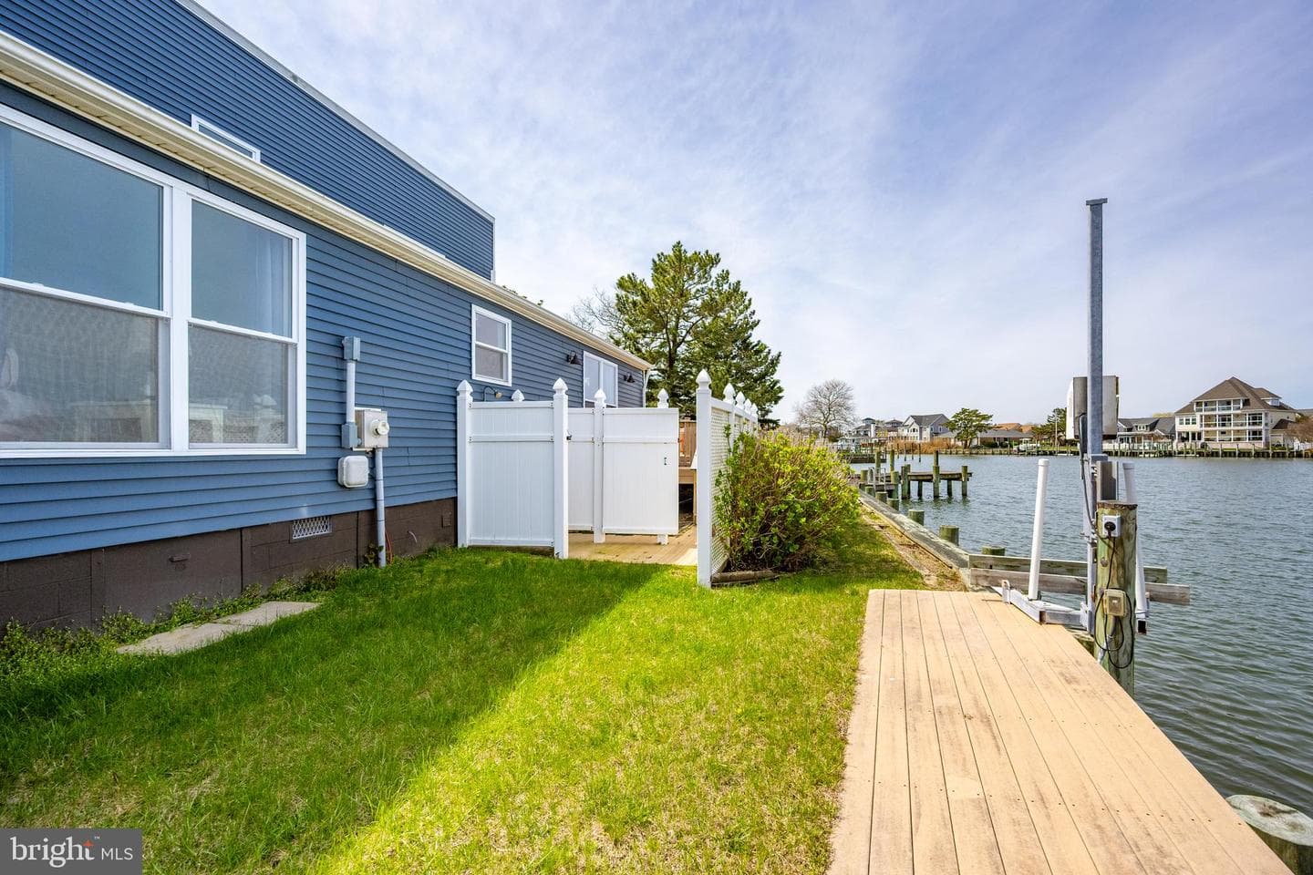 216 Kingfish Road photo 50