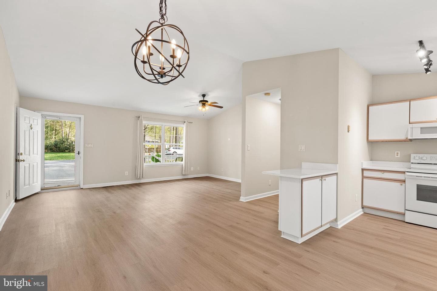 47 Seafarer Lane photo 11