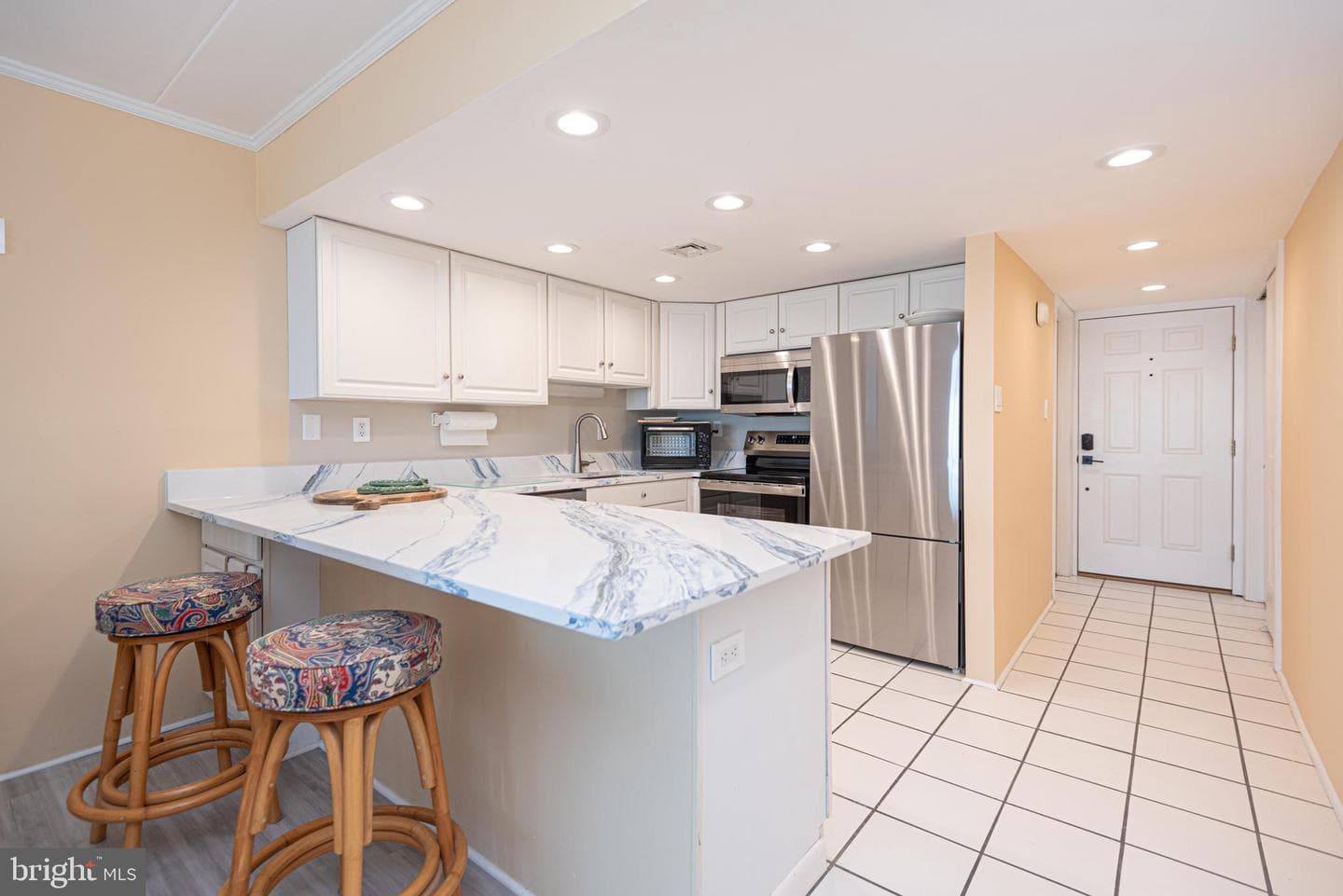 5001 Atlantic Avenue #104 photo 2