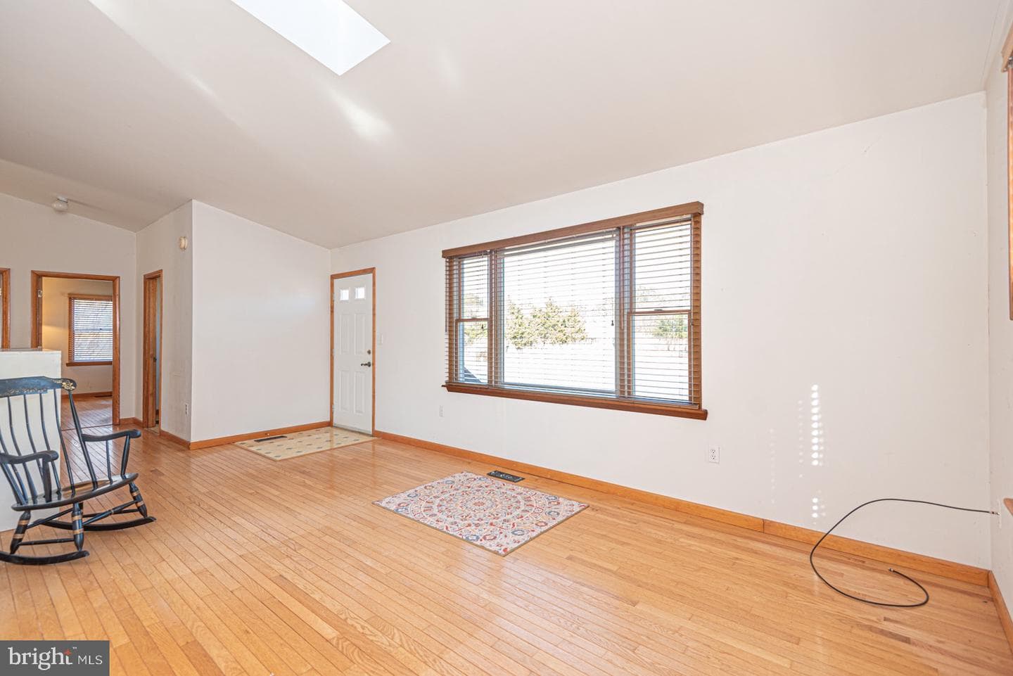 10333 Tudor Rd photo 3