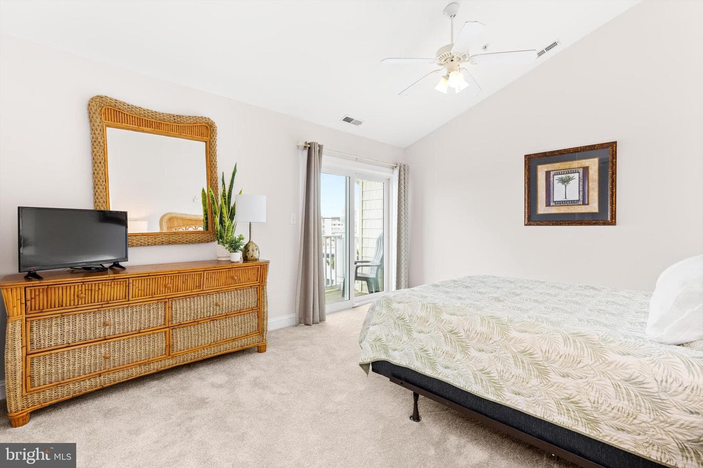 14402 Coastal Highway #d2 Palms photo 21