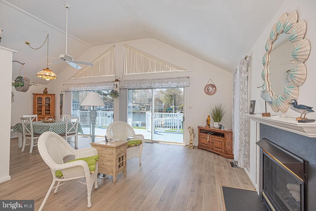 414 Ocean Pkwy photo 31