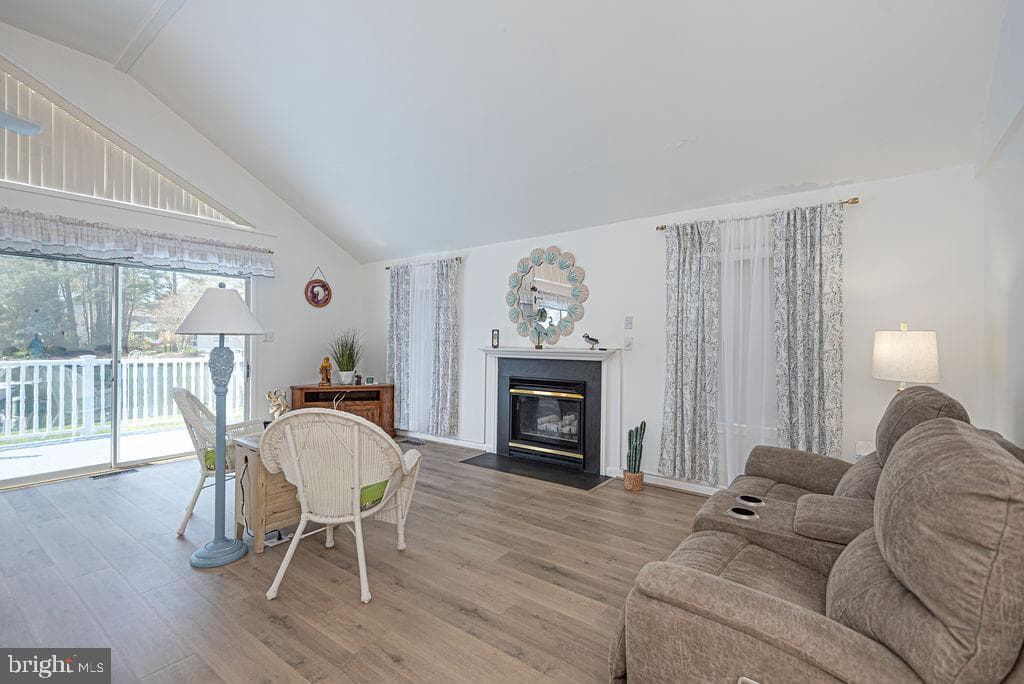 414 Ocean Pkwy photo 34