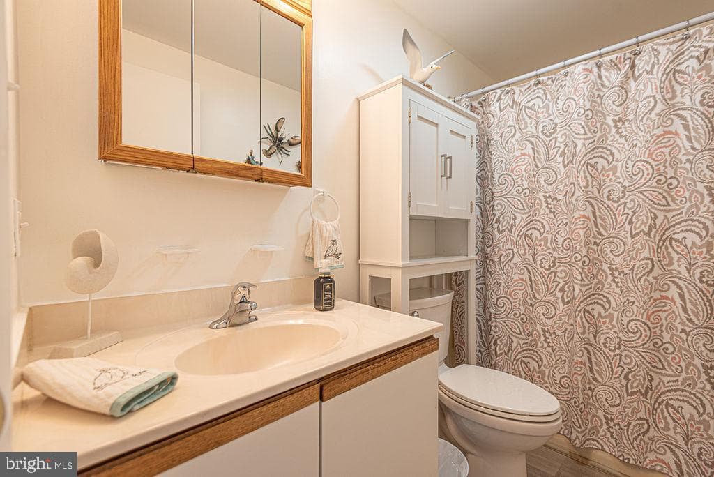 414 Ocean Pkwy photo 57