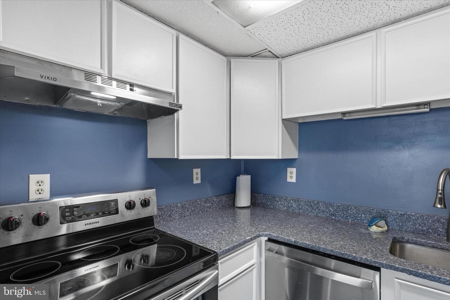 407 Lark Ln # 11203 photo 13