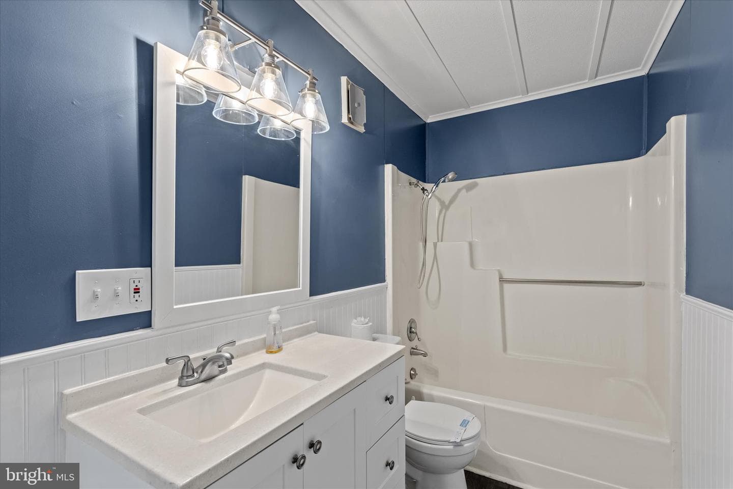 407 Lark Ln # 11203 photo 23