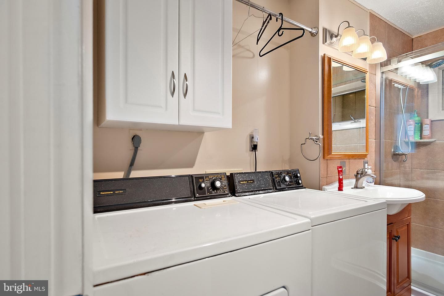354 Ocean Parkway photo 42