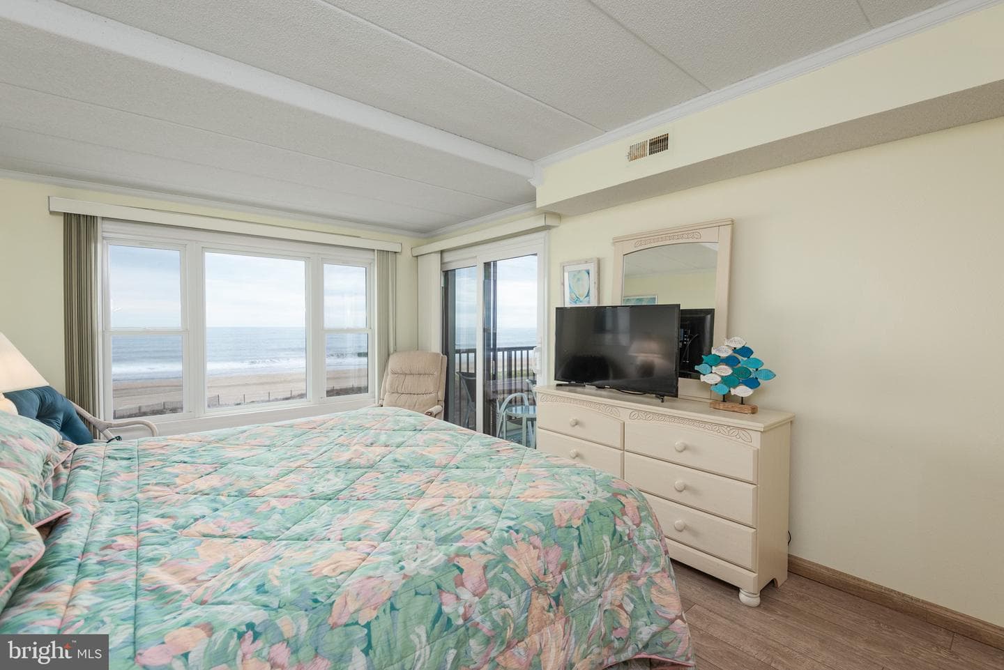 5801 Atlantic Avenue #305 photo 6