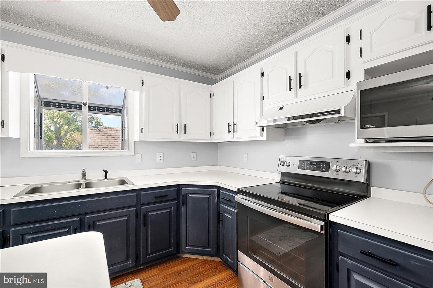 12912 Pine Street photo 18