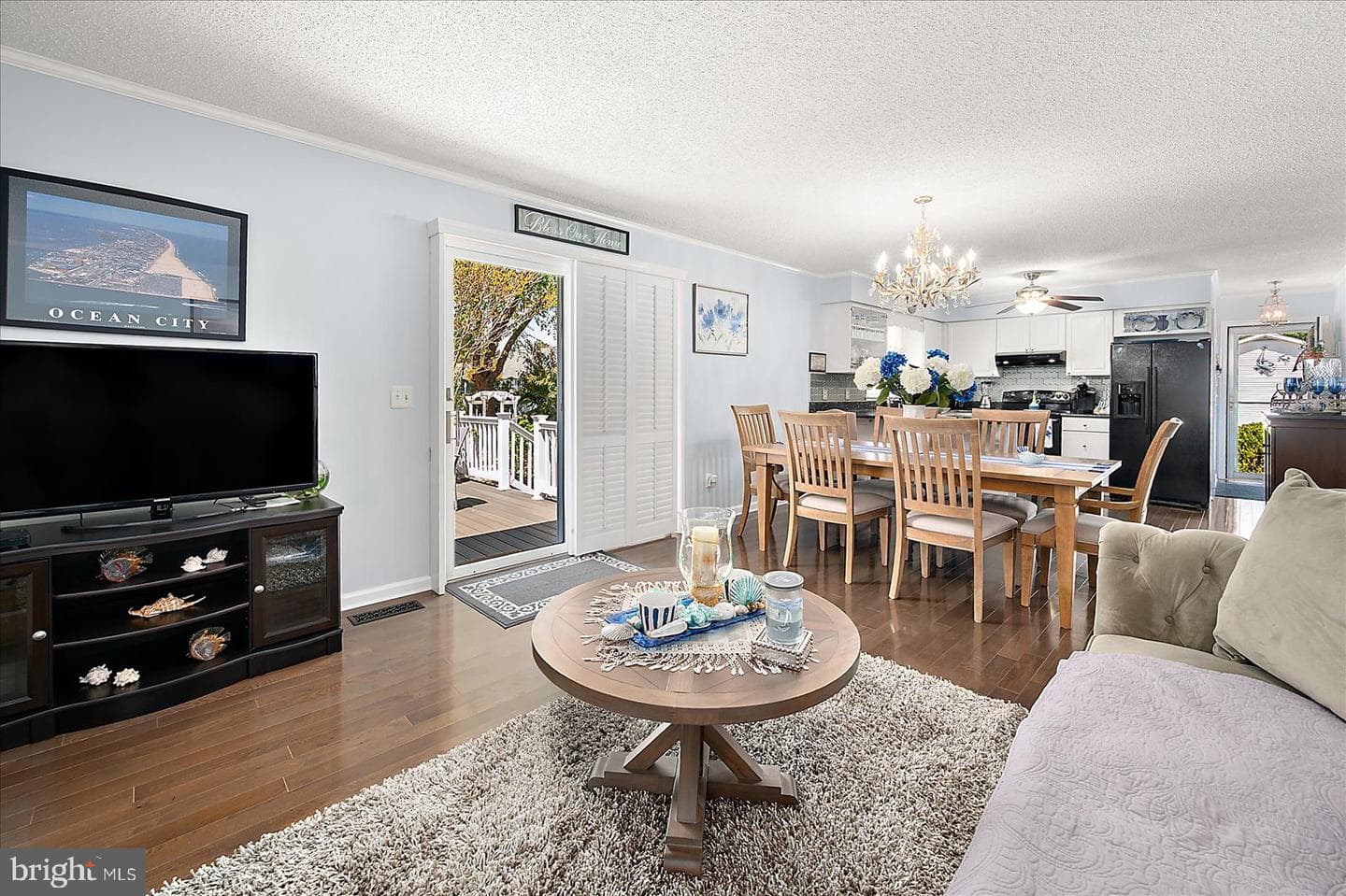 14107 Laurel Ave photo 47