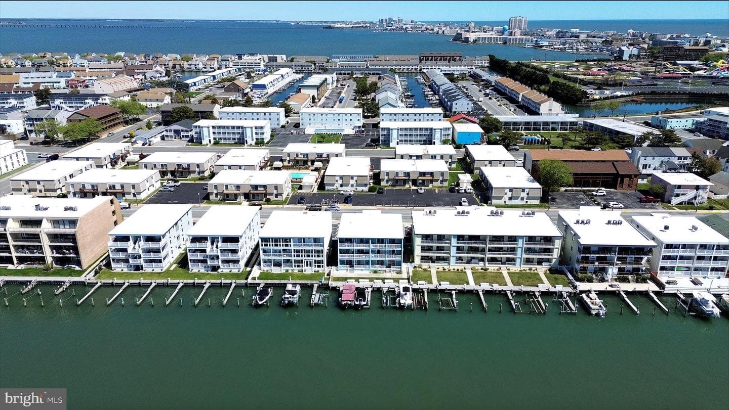 419 Bayshore Drive #101 photo 3