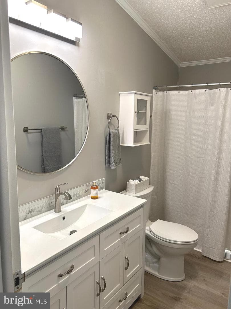 3 Bay Vista Dr photo 32