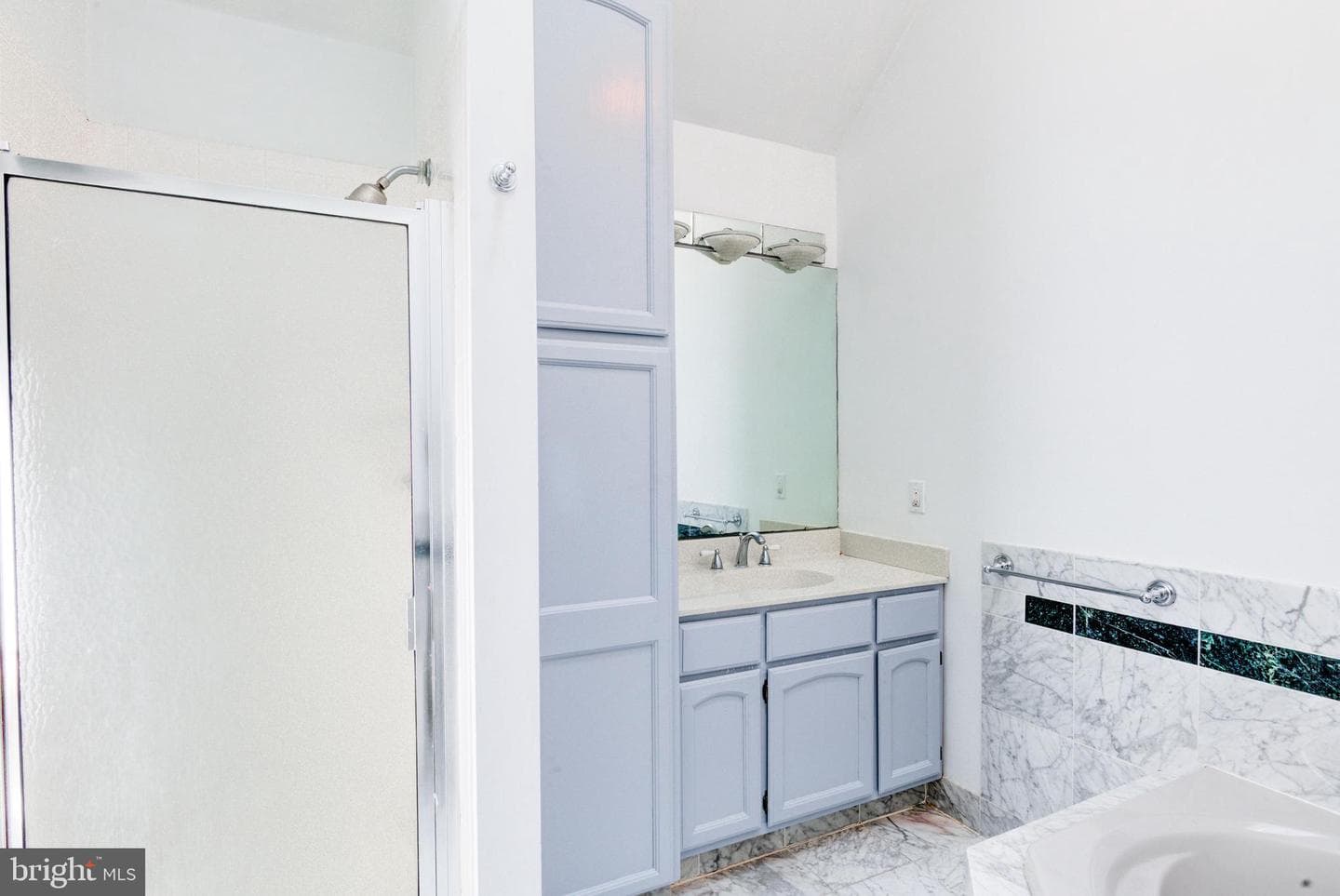 127 Nottingham Lane photo 47