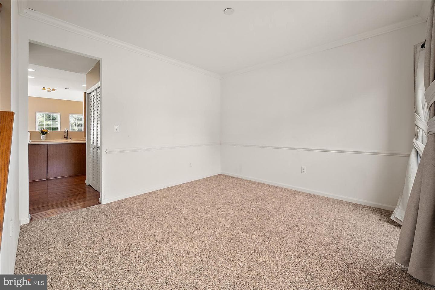273 Powell Circle photo 11